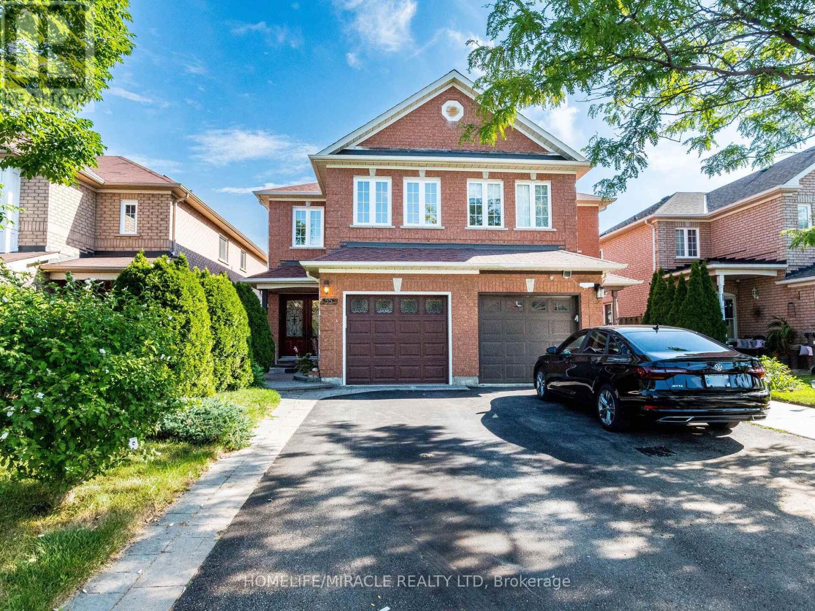 55 Native Lndg, Brampton, ON L6X 5A7