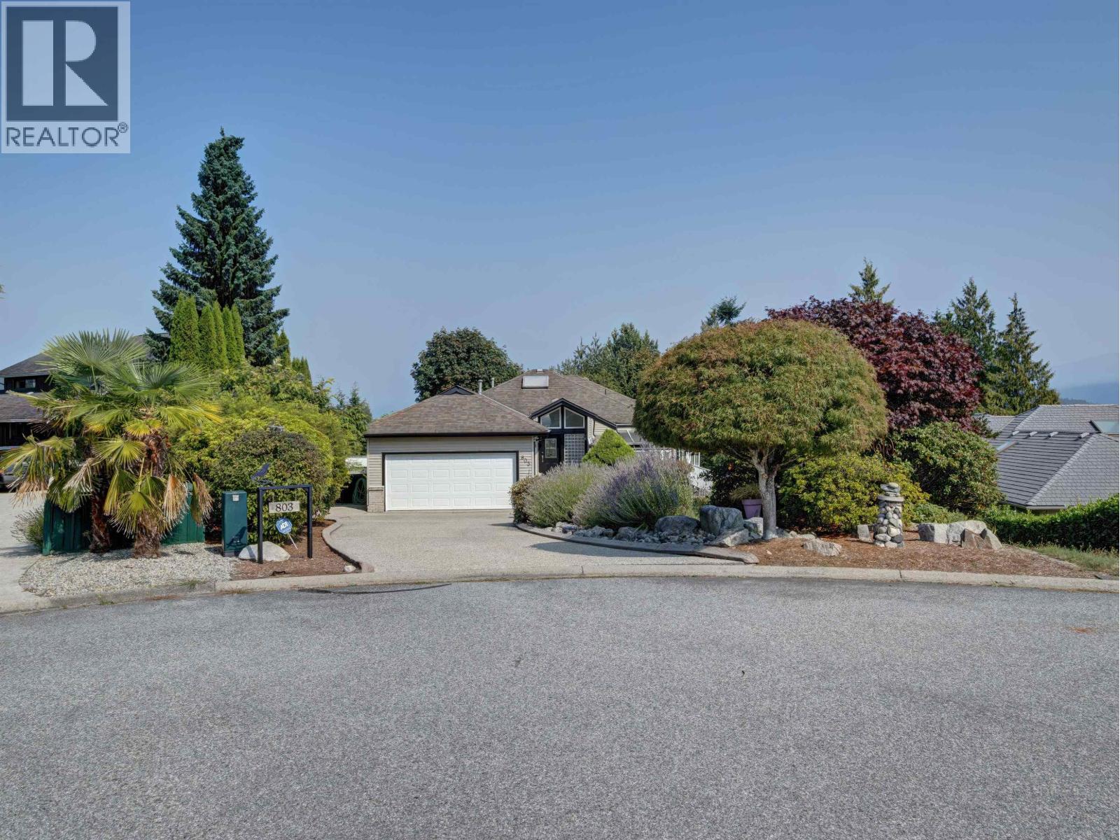 803 Oceanmount Blvd, Gibsons, BC V0N 1V8