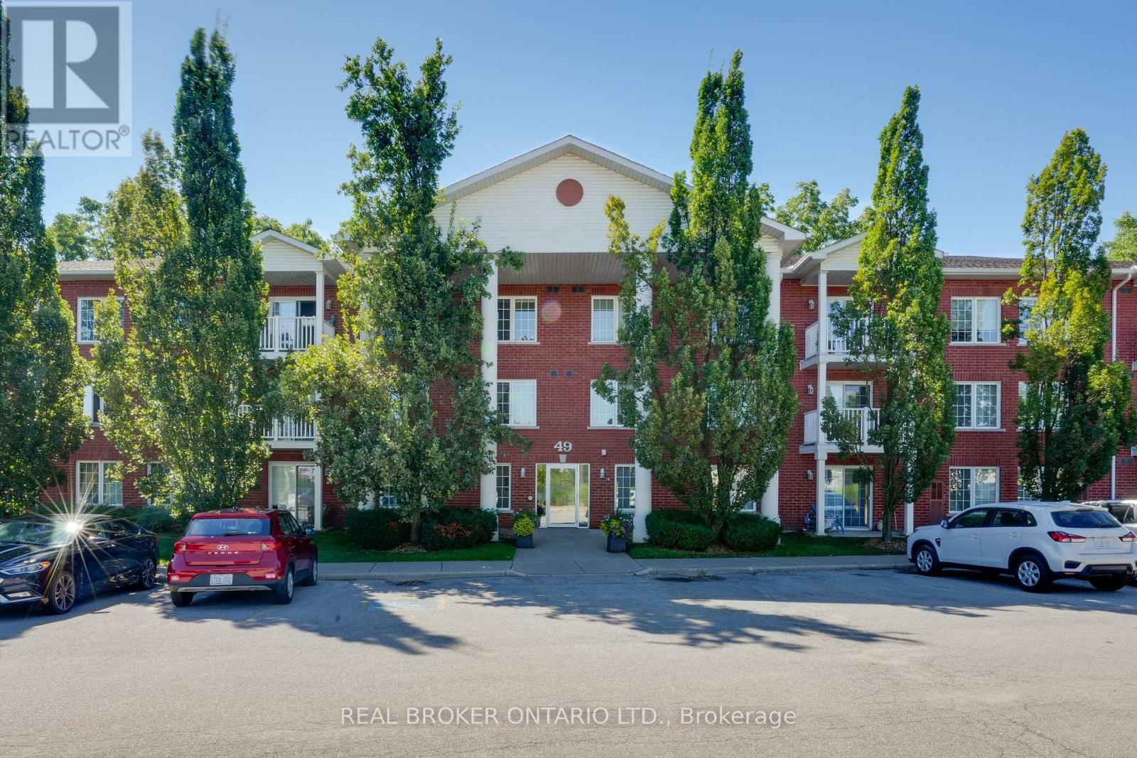303 49 Jacobs Ter, Barrie, ON L4N 0W4