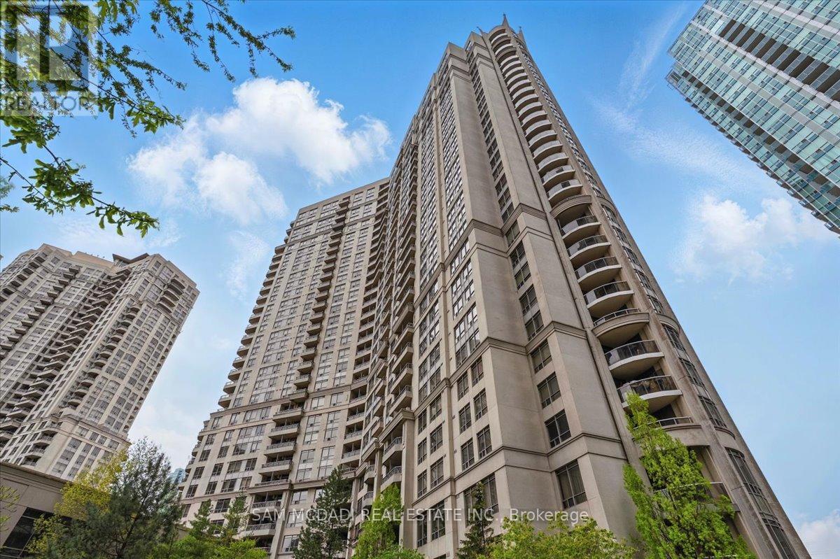 3028 3888 Duke Of York Blvd, Mississauga, ON L5B 4P5