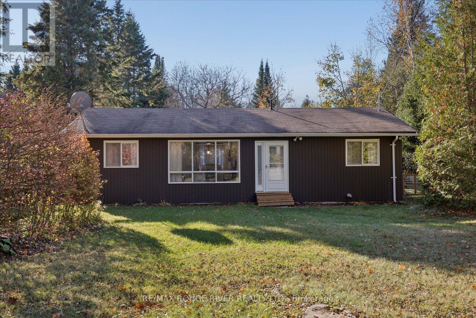 16 Blumenweg Cres, Scugog, ON L0B 1B0