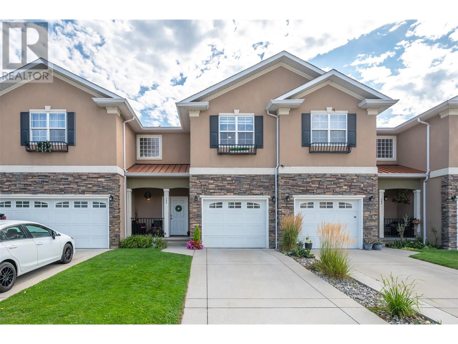 1742 Fairford Drive Unit 102, Penticton, BC V2A 6C8