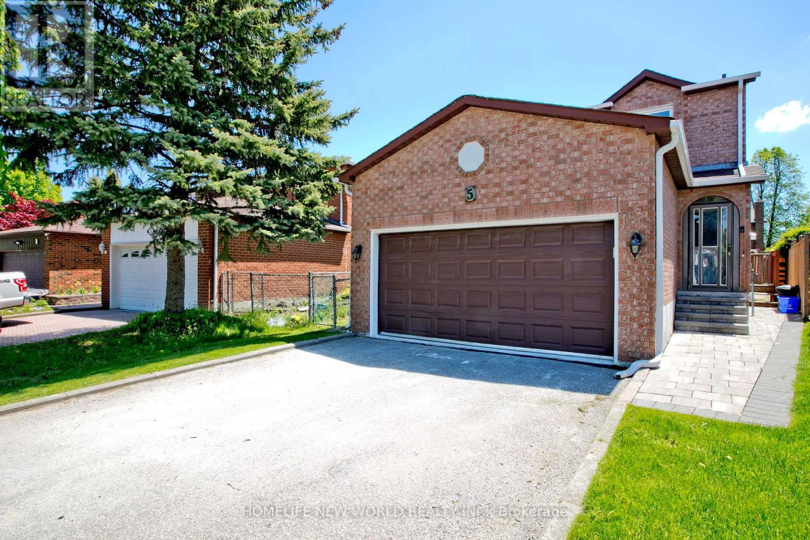 5 Hendon Rd, Markham, ON L3R 6Z9