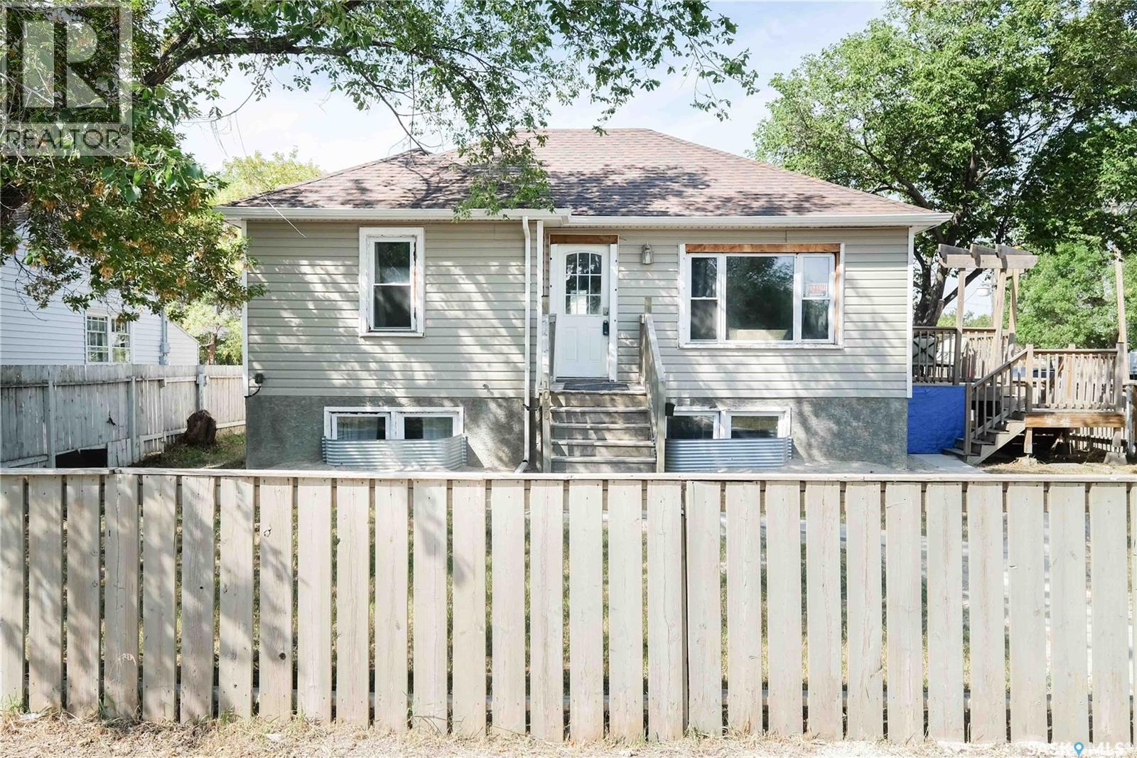 1000 Wascana St, Regina, SK S4T 4H7