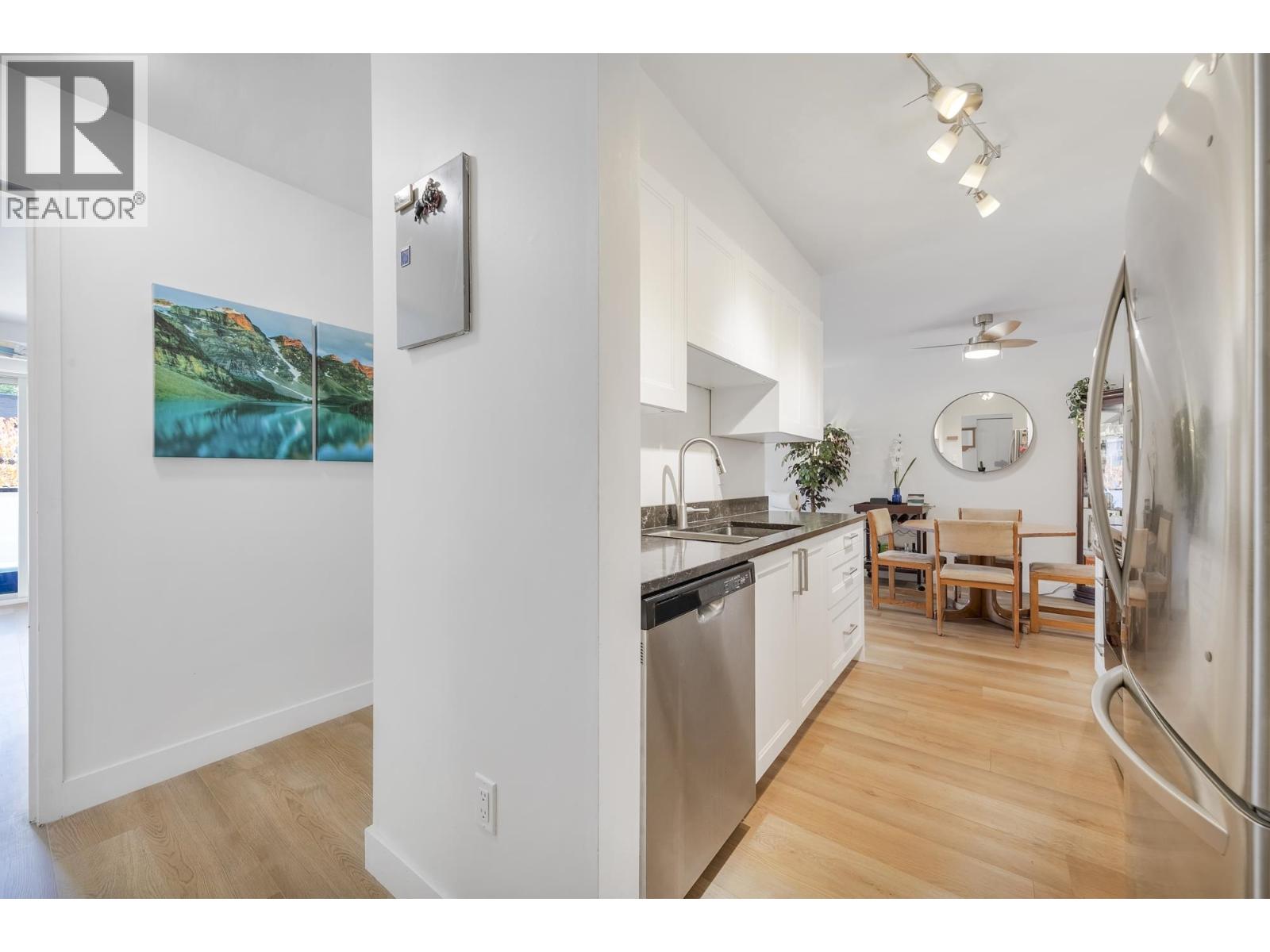 4363 Halifax Street Unit 322, Burnaby, BC V5C 5Z3