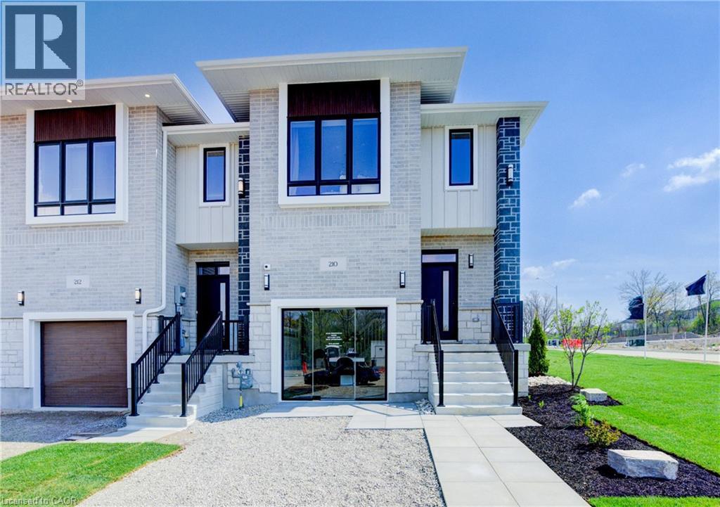 256 Green Gate Blvd, Cambridge, ON N1T 2C5