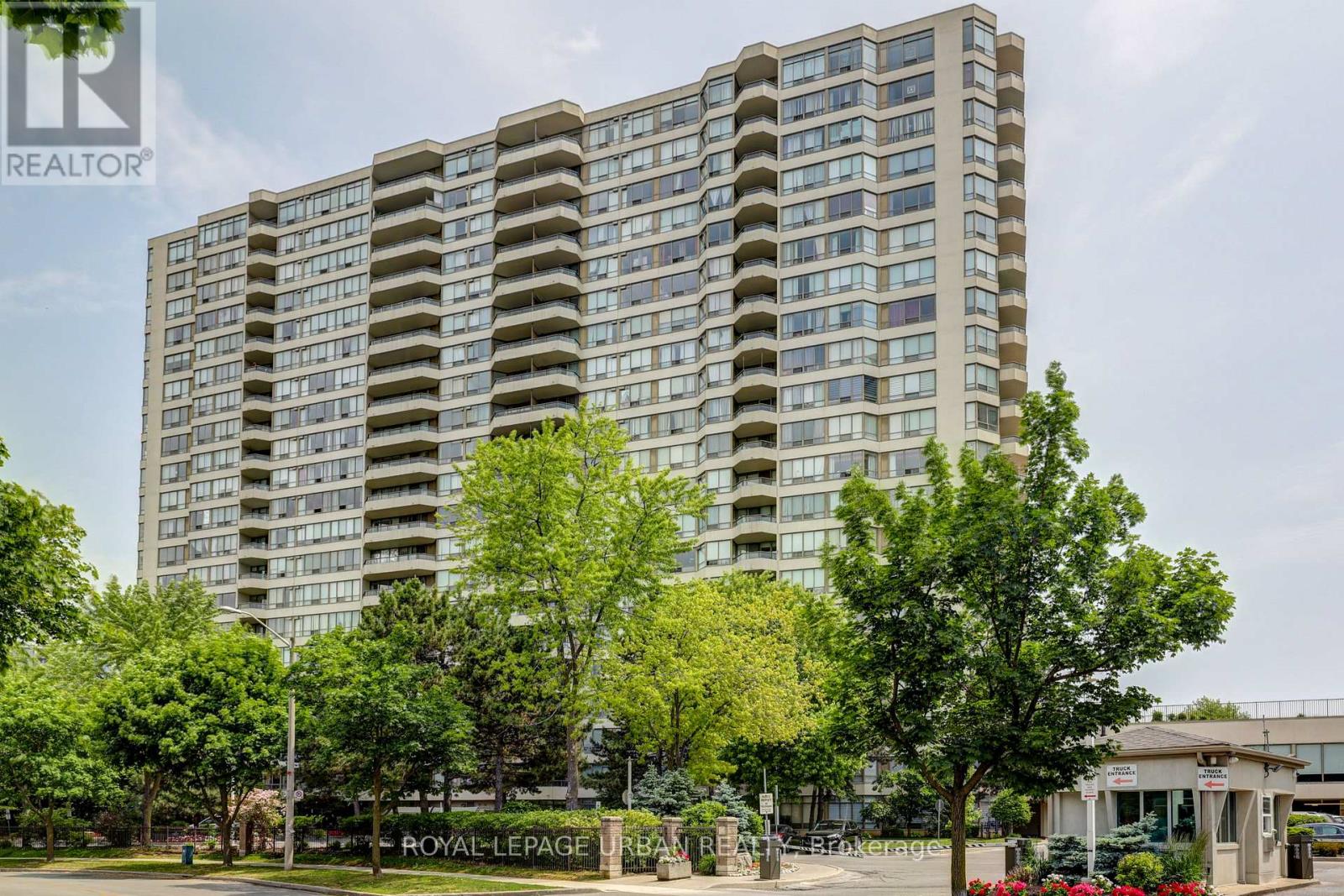 1905 5 Greystone Walk Dr, Toronto, ON M1K 5J3