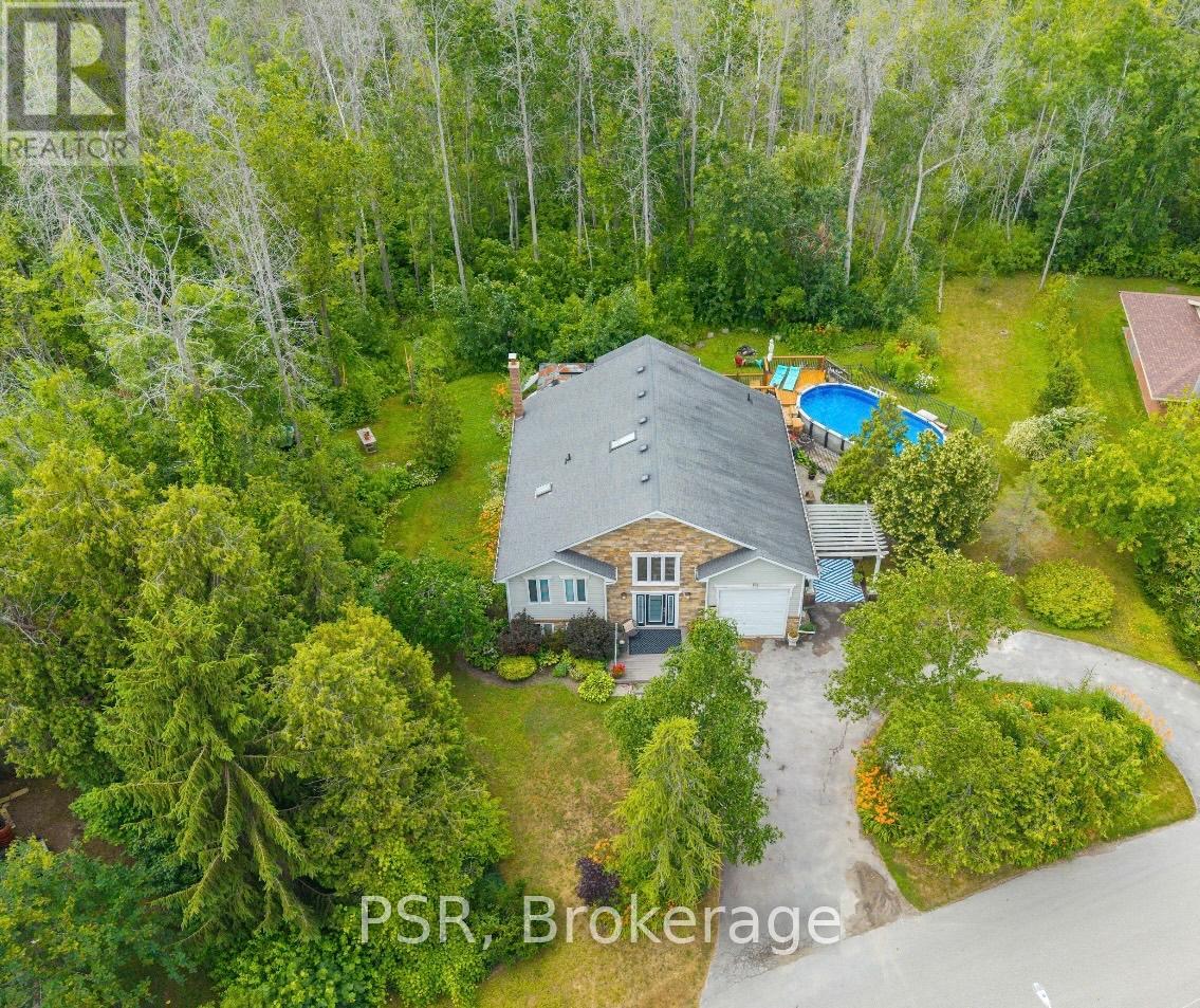 1694 Edgewood Ave, Innisfil, ON L9S 4M3