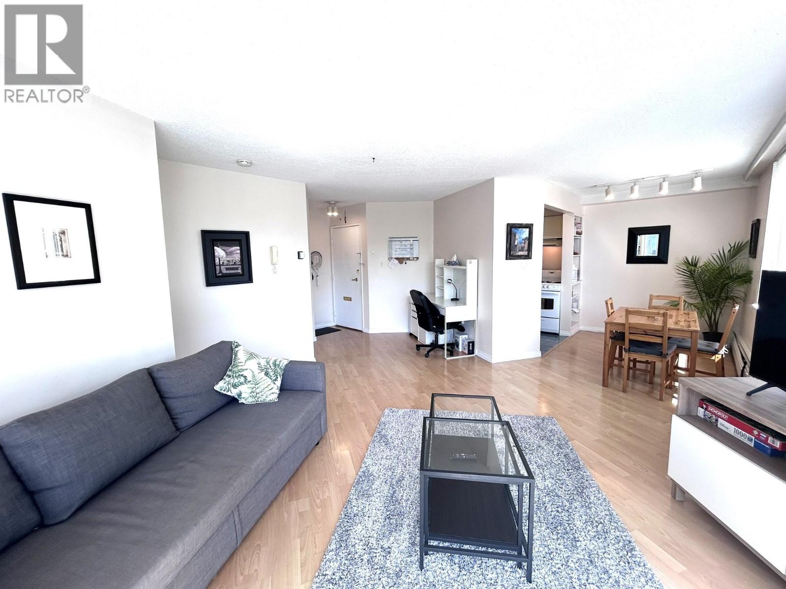 4691 W 10th Avenue Unit 303, Vancouver, BC V6R 2J3