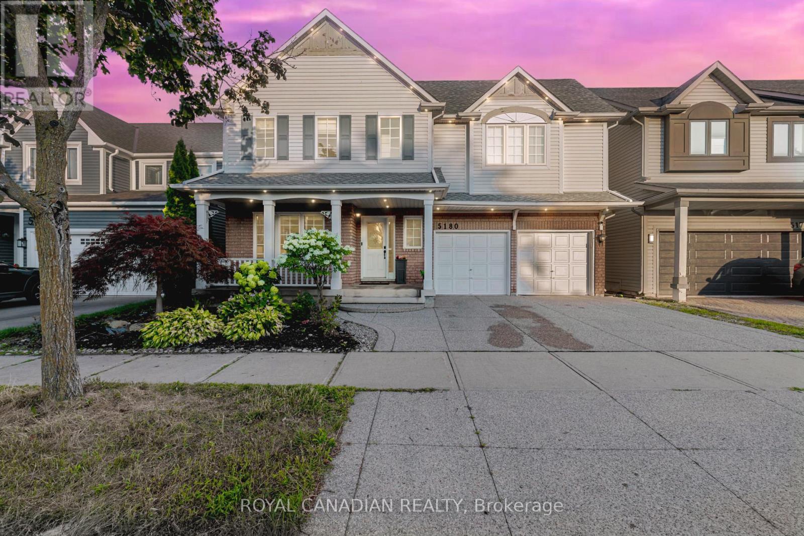 5180 Blue Spruce Ave S, Burlington, ON L7L 6H1