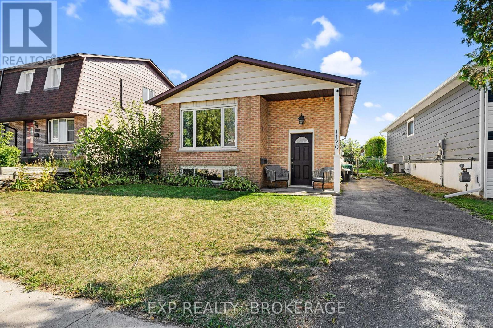 1120 Basswood Pl, Kingston, ON K7P 1K6