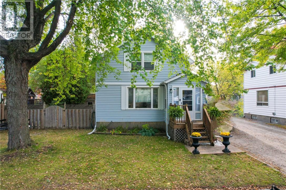 18 Nickel St, Sudbury, ON P0M 1N0