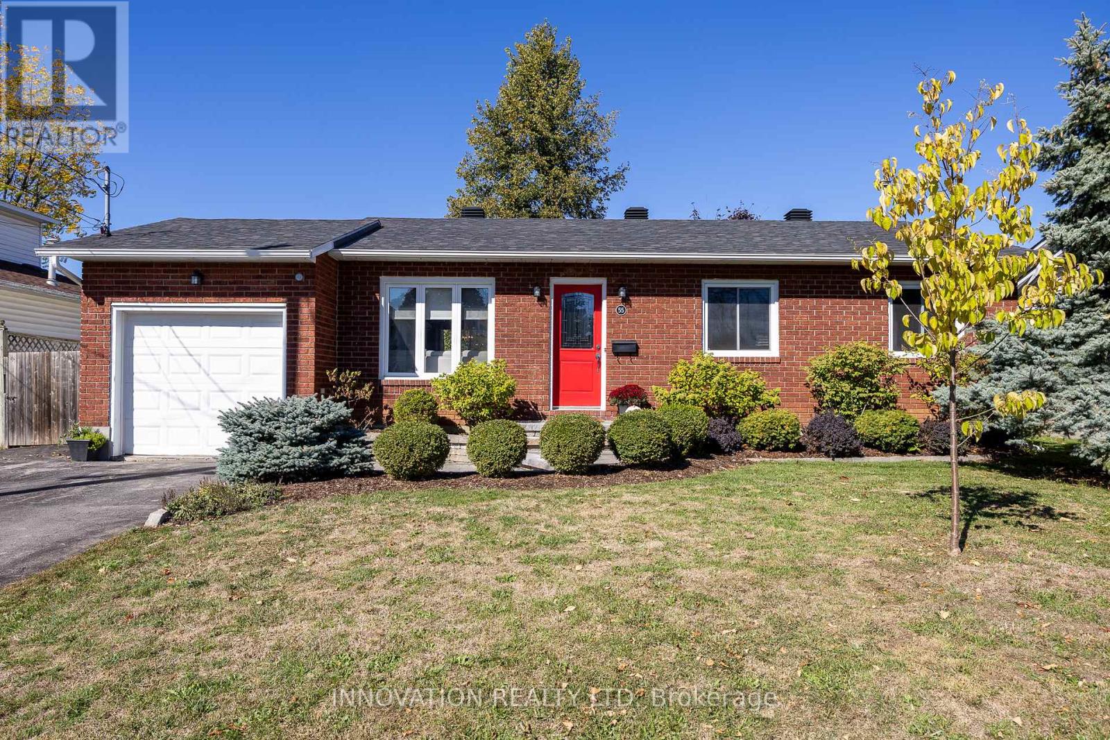 55 Terry Fox Dr, Carleton Place, ON K7C 4G4
