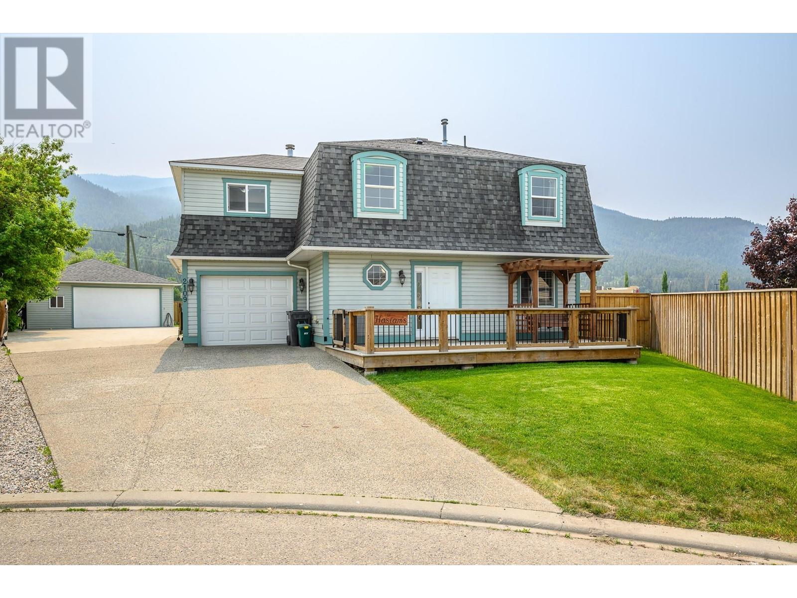 2109 Hunter Ave, Armstrong, BC V0E 1B0