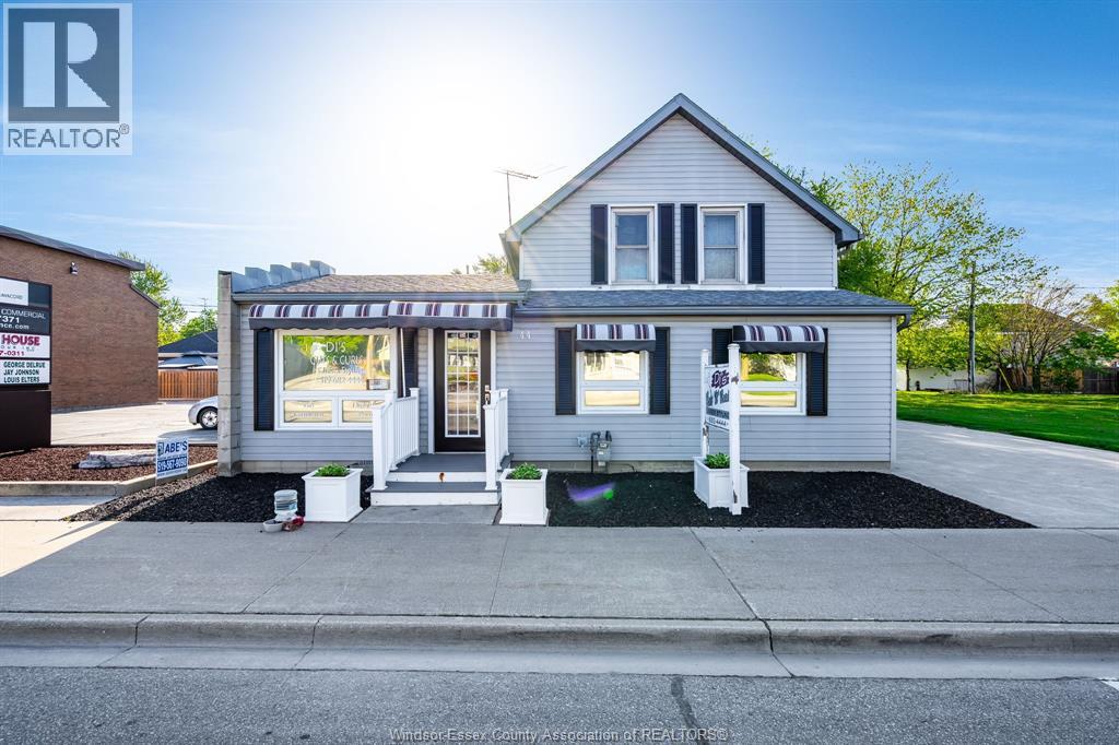 44 Queen St S, Chatham-Kent, ON N0P 2L0