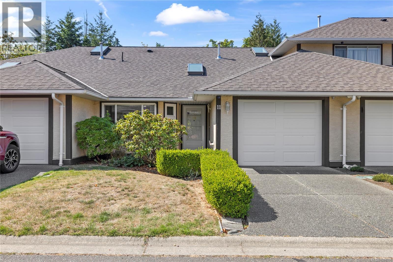 454 Morison Ave Unit 11 Ave, Parksville, BC V9P 2M6