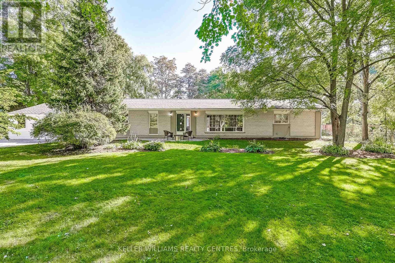 16073 Warden Ave, Whitchurch-stouffville, ON L4A 2M3