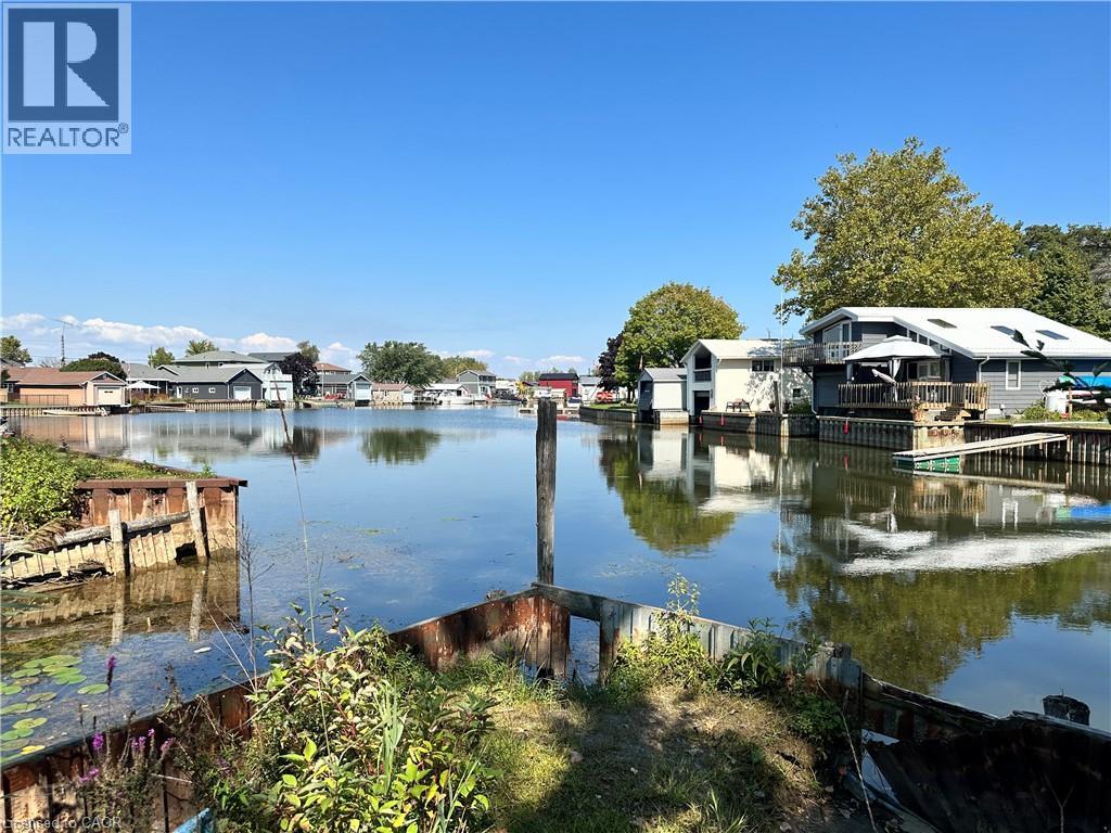 23 Old Cut Blvd, Long Point, ON N0E 1M0