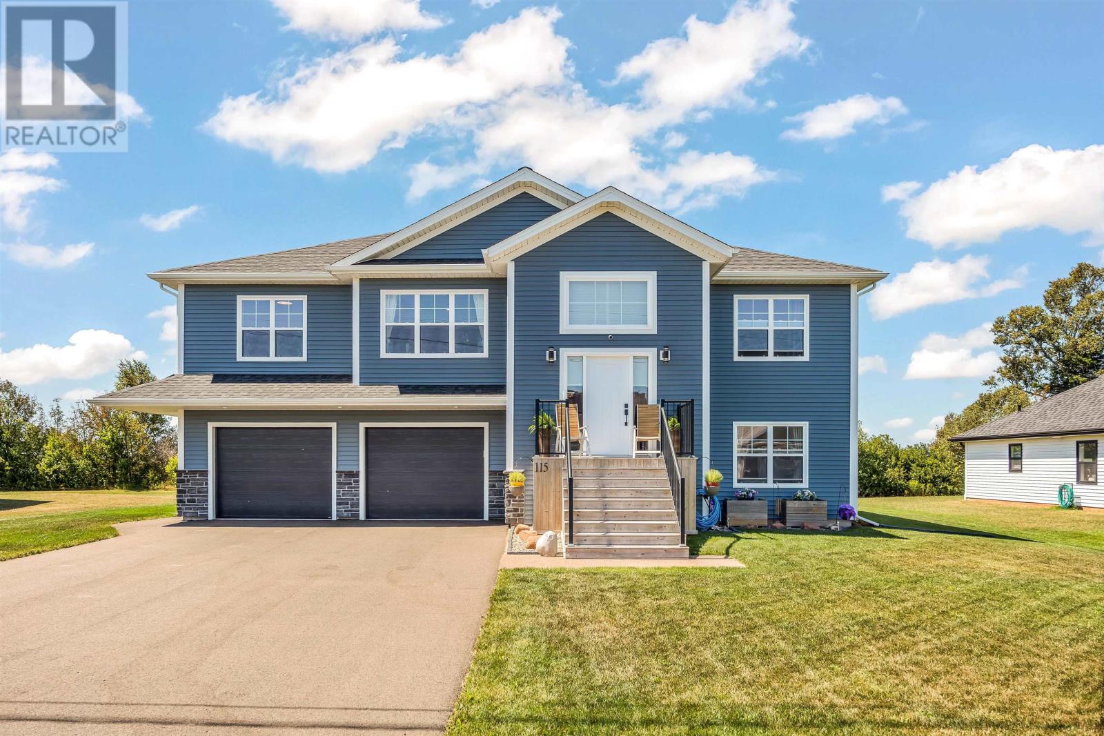 115 Mill Pond Ln, Cornwall, PE C0A 1H4