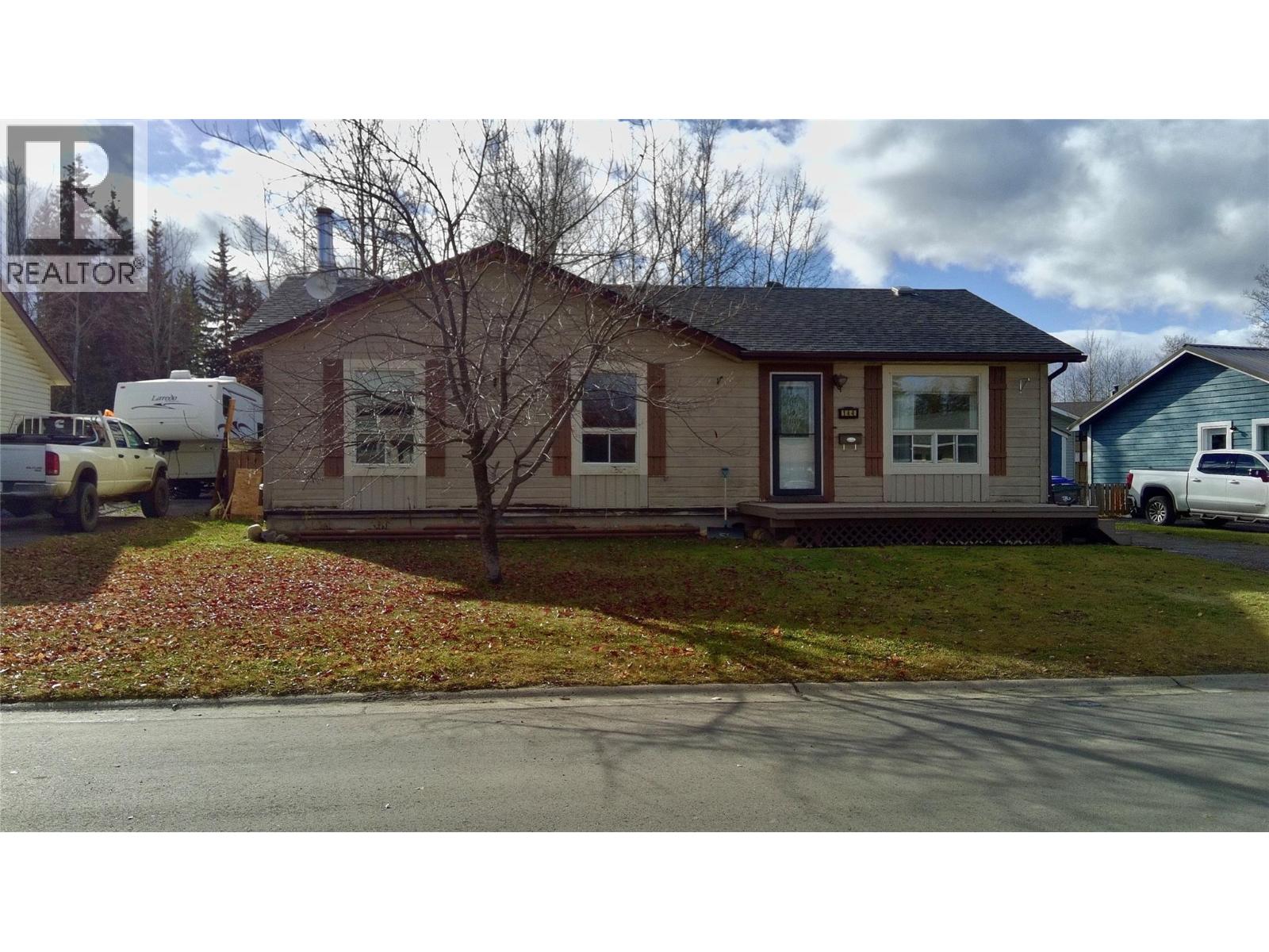 144 Bergeron Dr, Tumbler Ridge, BC V0C 2W0