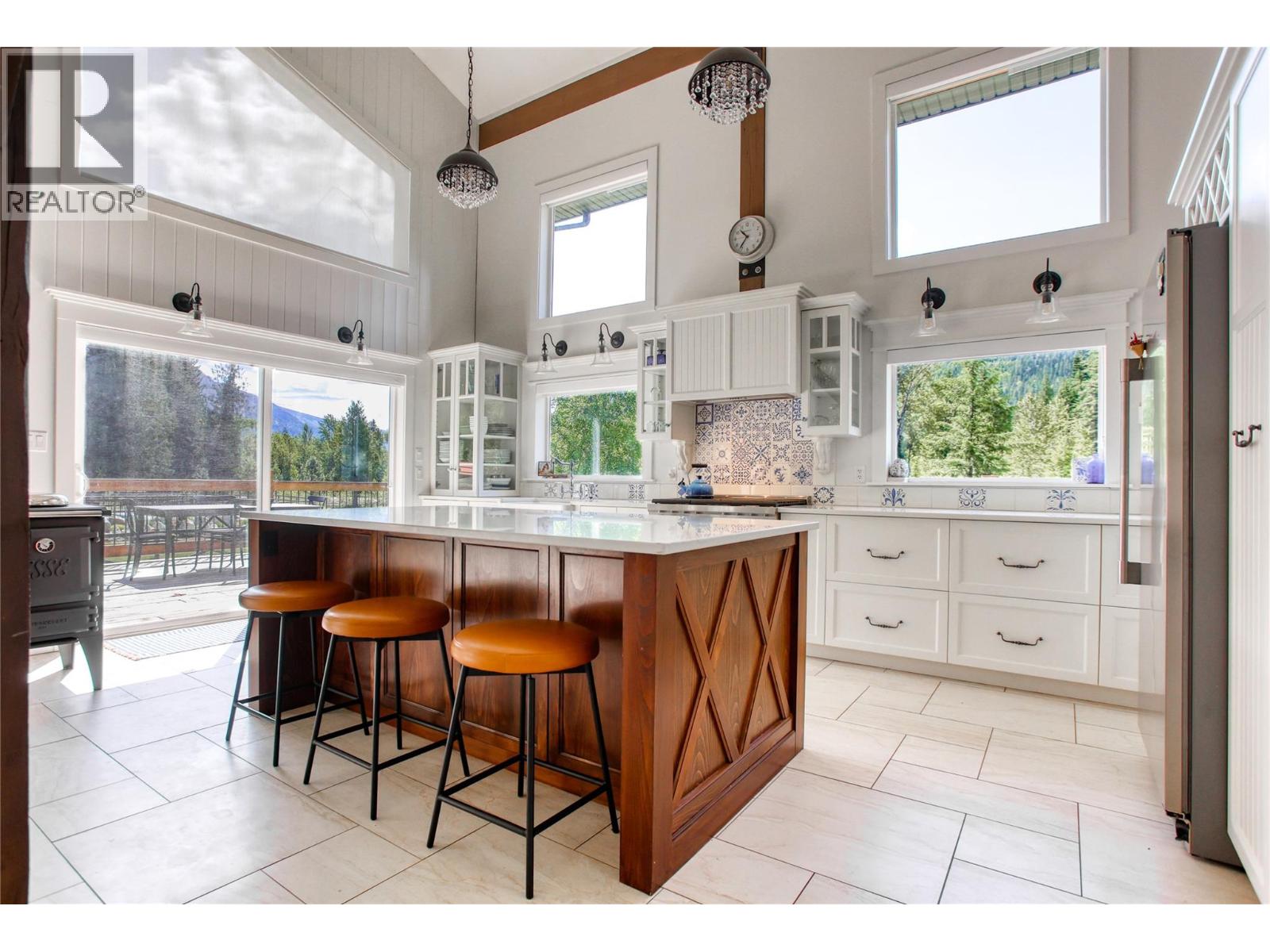 3250 3290 Little Slocan South Rd, Winlaw, BC V0G 2J0