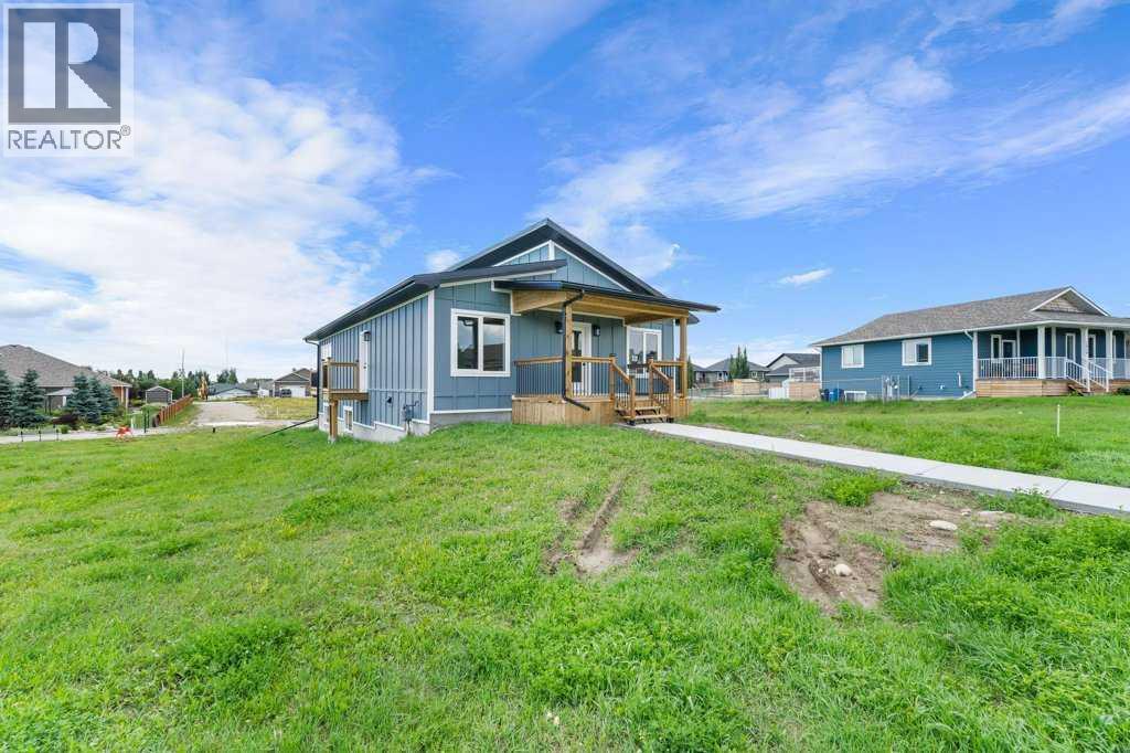 31 Avenue Unit 2014, Nanton, AB T0L 1R0