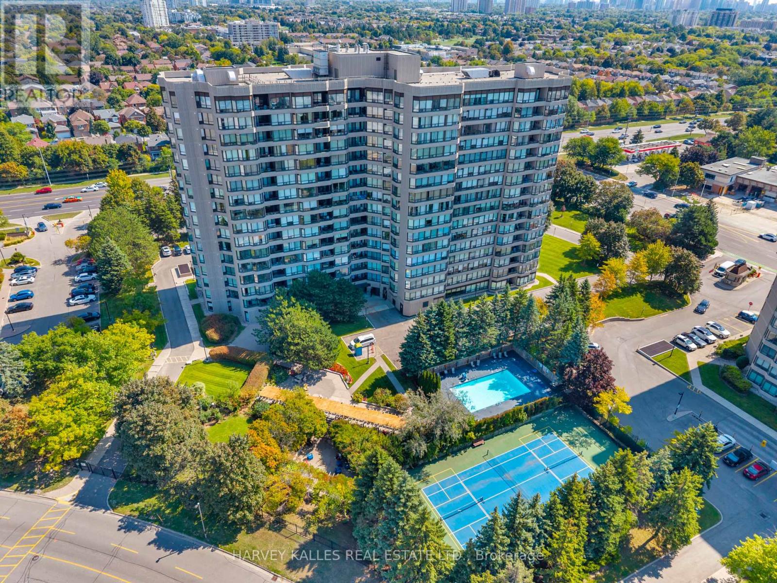 1411 7440 Bathurst St, Vaughan, ON L4J 6X4