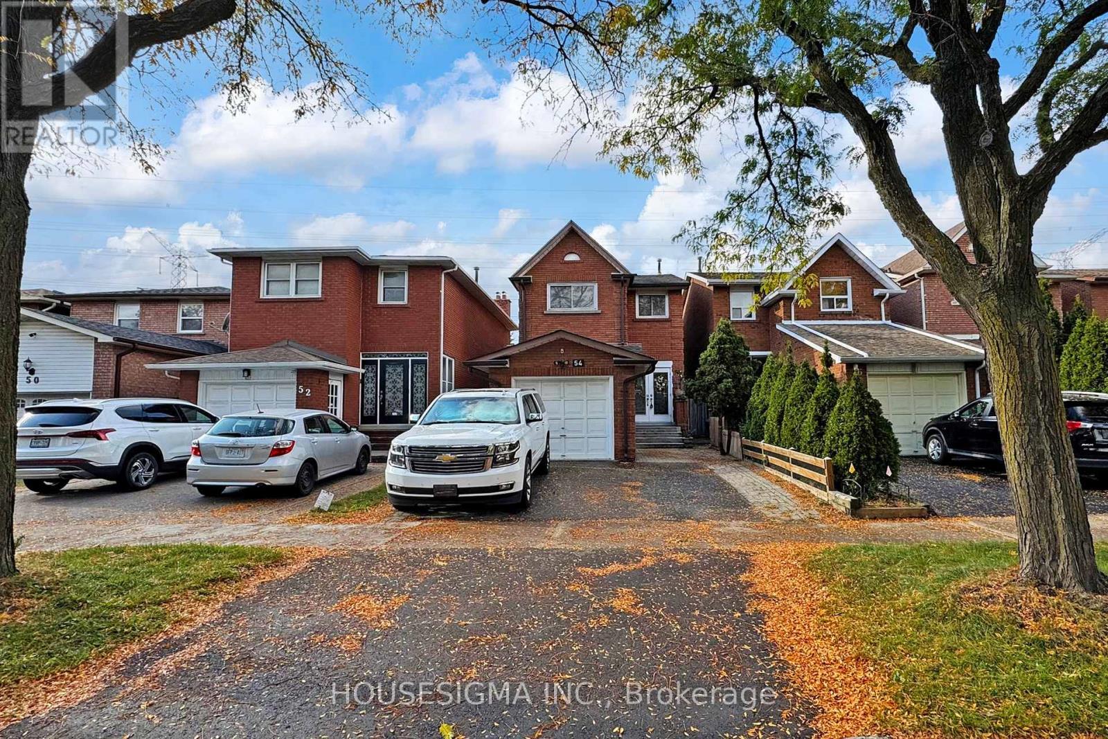 54 Oakmount Cres, Vaughan Glen Shields, ON L4K 2C3