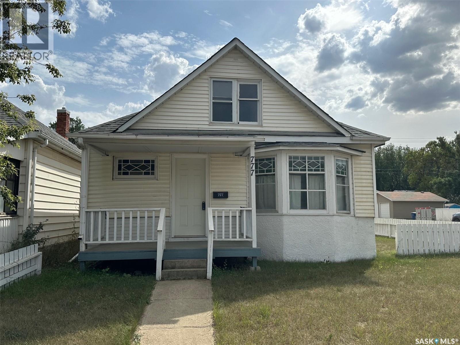 777 Coteau St W, Moose Jaw, SK S6H 5E7