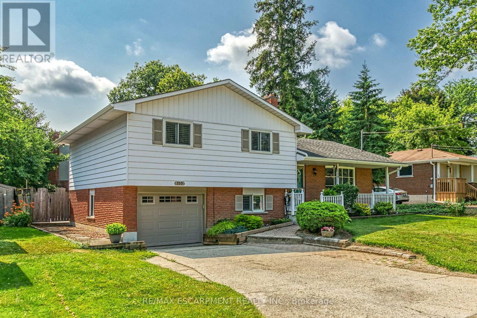 110 Ayr St, Haldimand, ON N3W 1E5