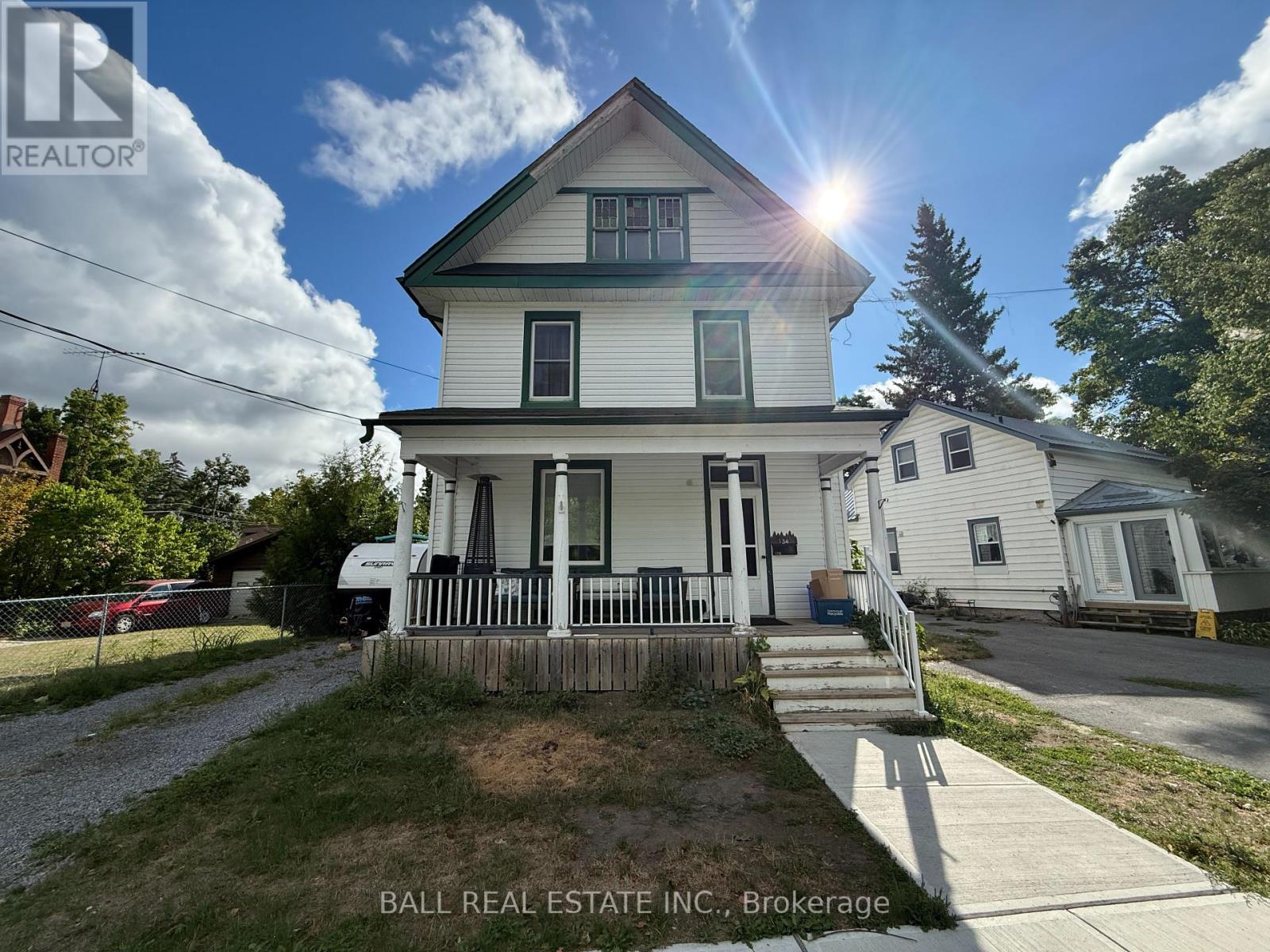 134 Water St, Selwyn, ON K0L 2H0