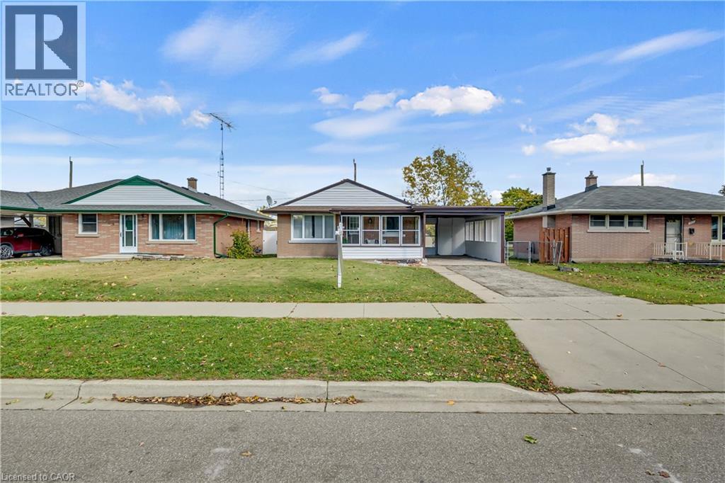 1717 Severn Ave, Cambridge, ON N3H 2R6