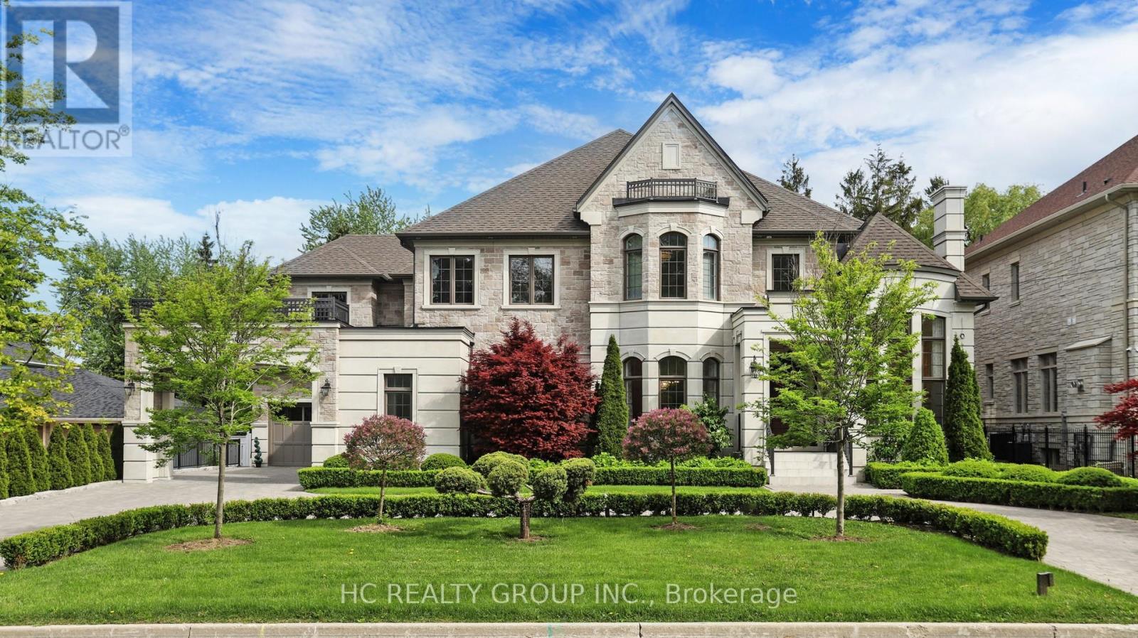 18 Denham Dr, Richmond Hill, ON L4C 6J1