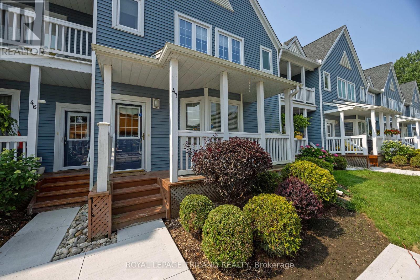 47 374 Front St, Central Elgin, ON N5L 1G4