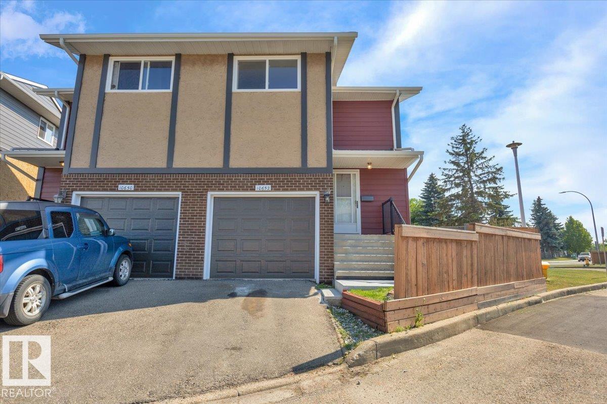 158 Av Nw Unit 10652, Edmonton, AB T5X 4H5