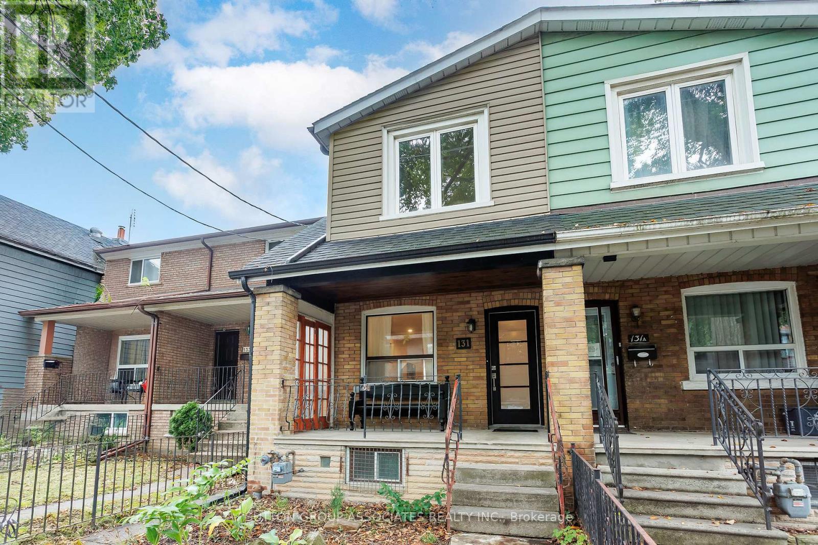131 Booth Ave, Toronto, ON M4M 2M5