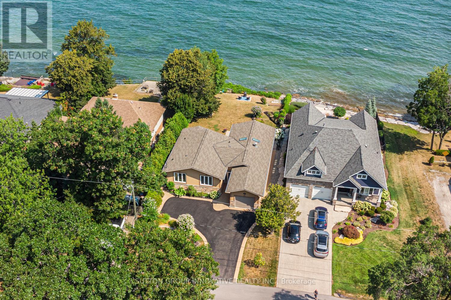 38 Lakeside Dr, Grimsby, ON L3M 2L2