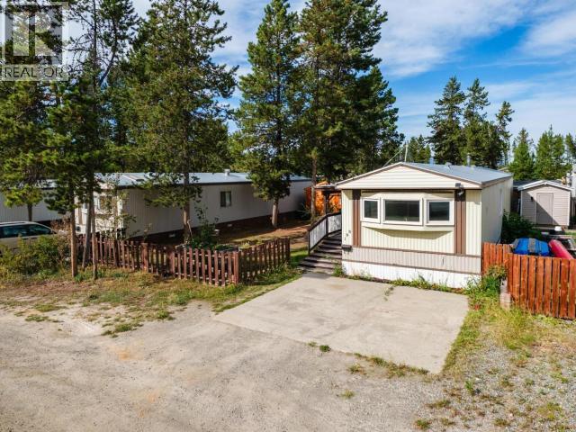 190-986 Range Rd, Whitehorse, YT Y1A 4V1