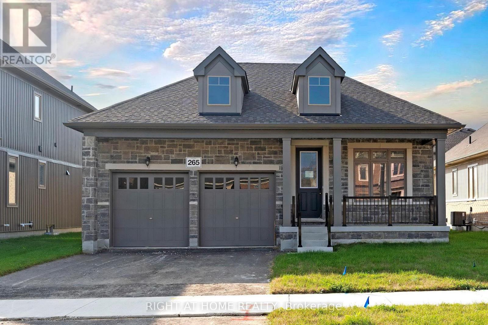 265 Wilcox Dr, Clearview, ON L0M 1S0