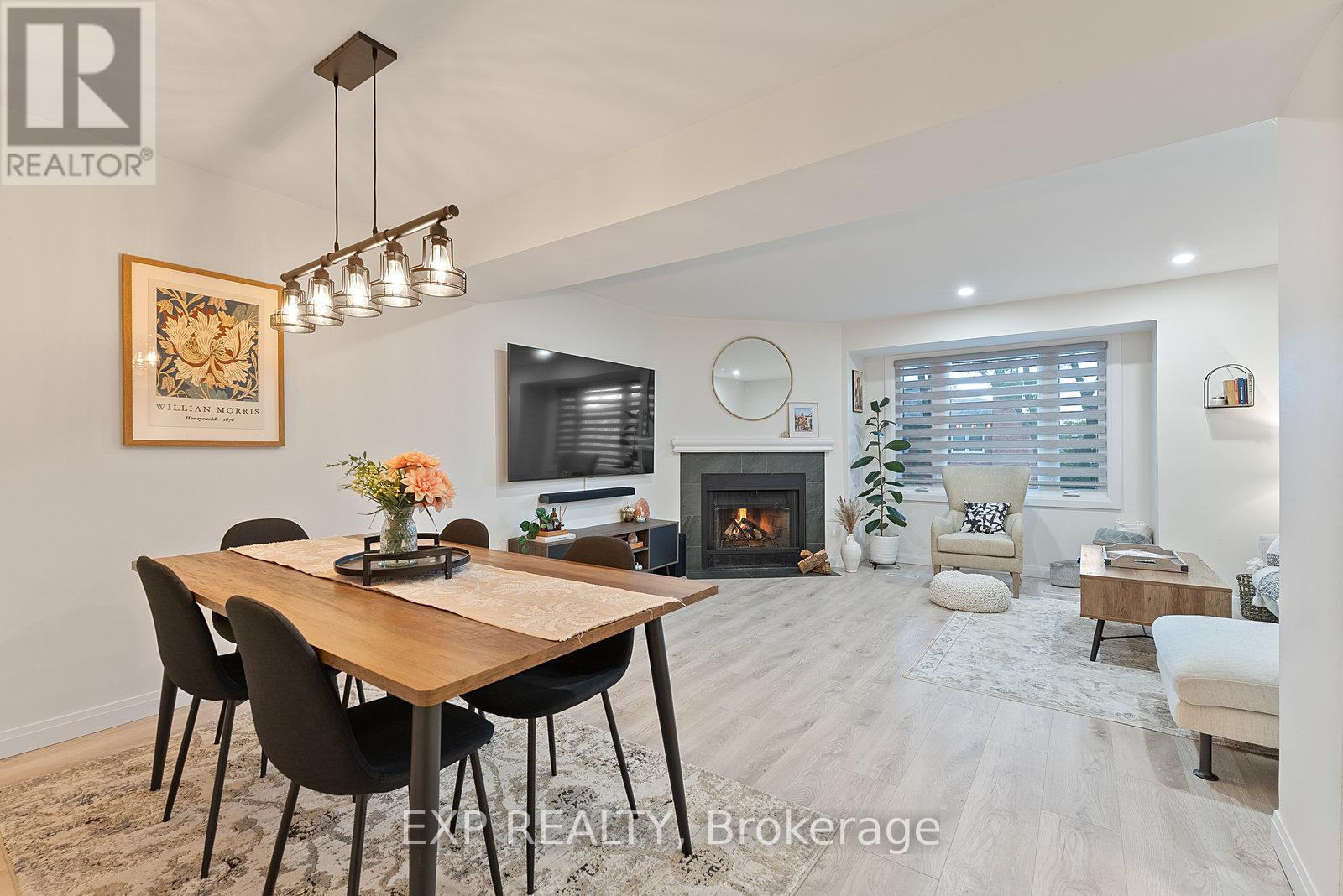 35 4101 Westminster Pl, Mississauga, ON L4W 4X4