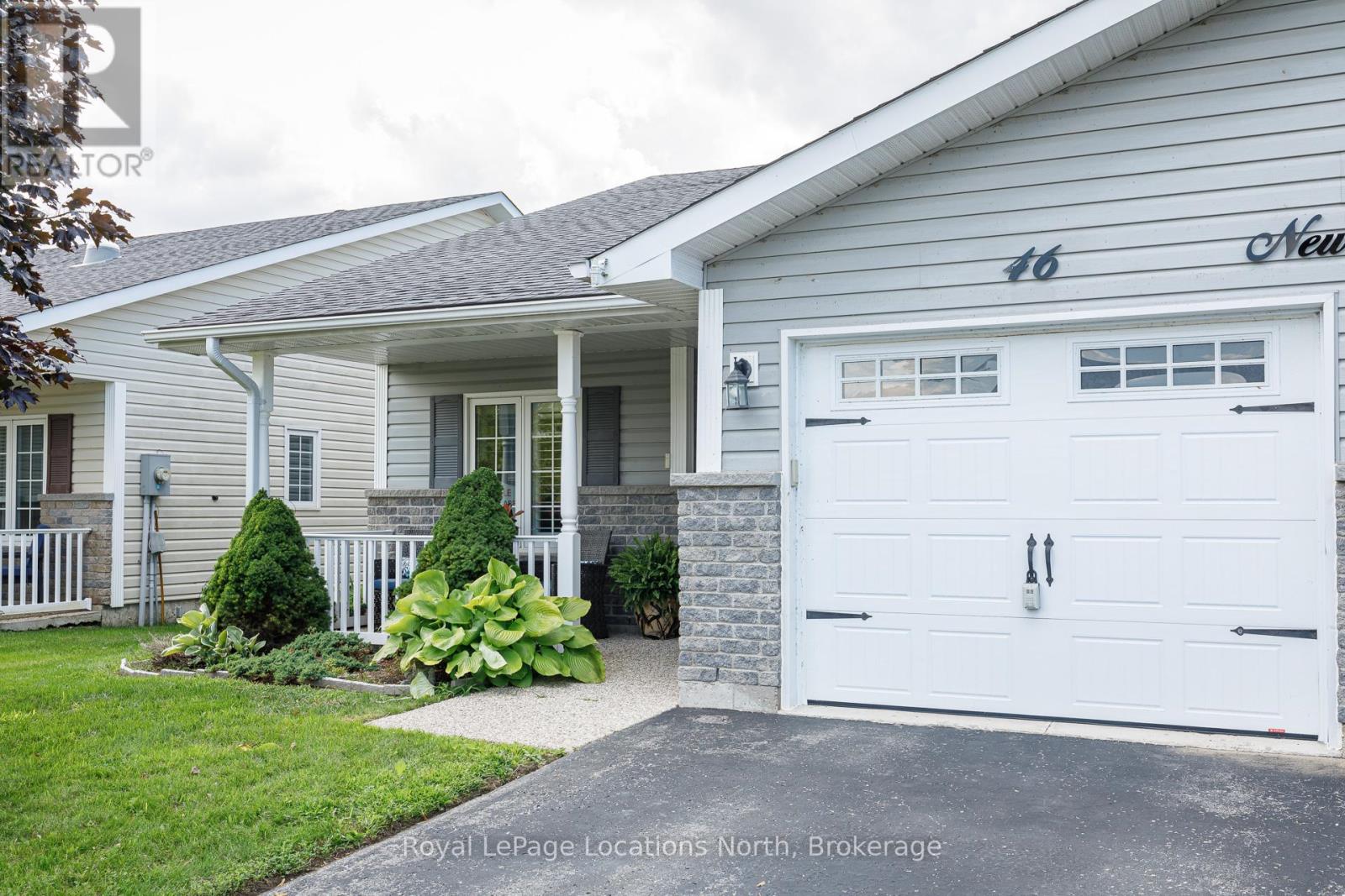 46 New York Ave, Wasaga Beach, ON L9Z 3A8