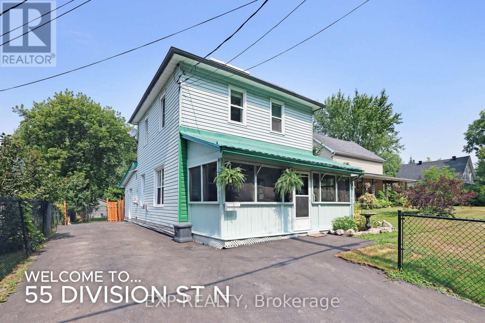 55 Division St N, McNab/Braeside, ON K7S 3B9