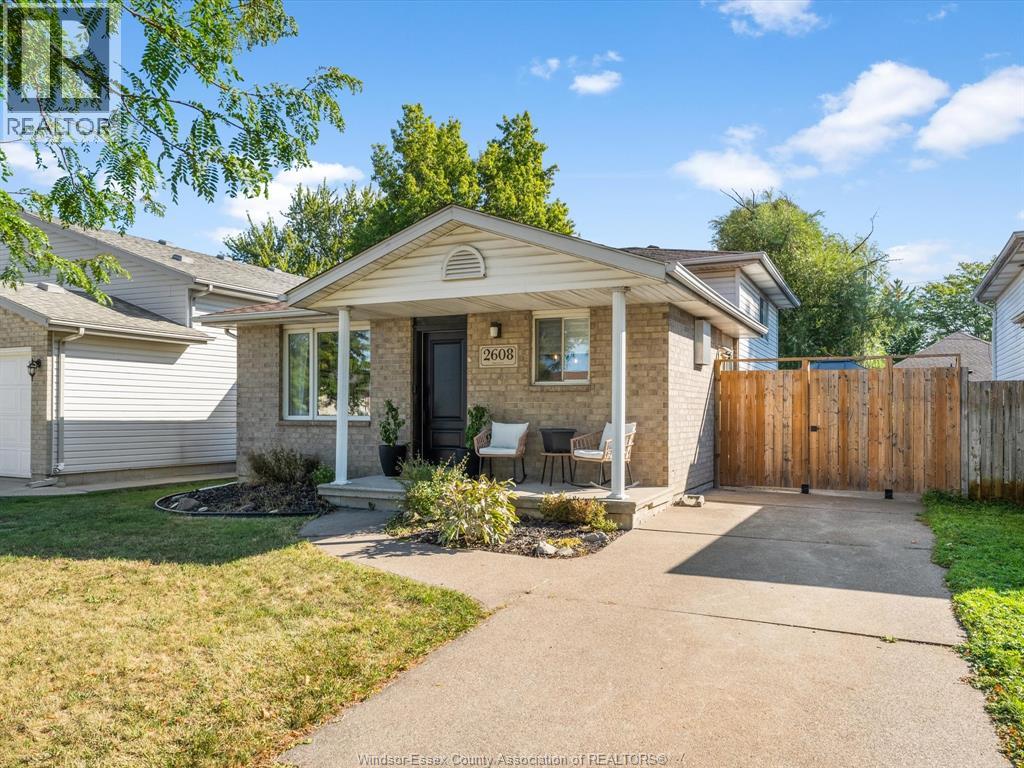 2608 Allyson Ave, Windsor, ON N8W 5N6