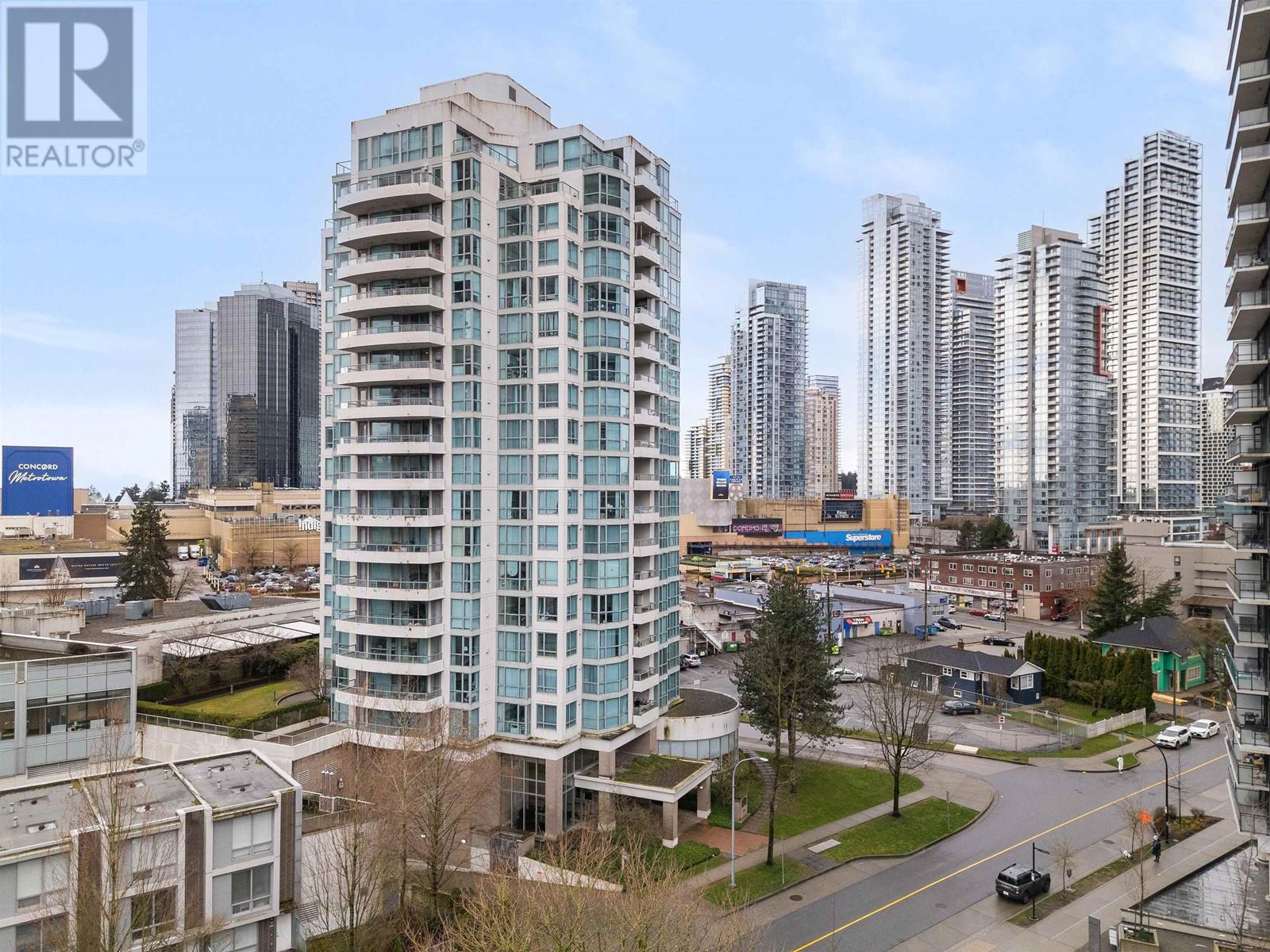 4788 Hazel Street Unit 305, Burnaby, BC V5H 4V9