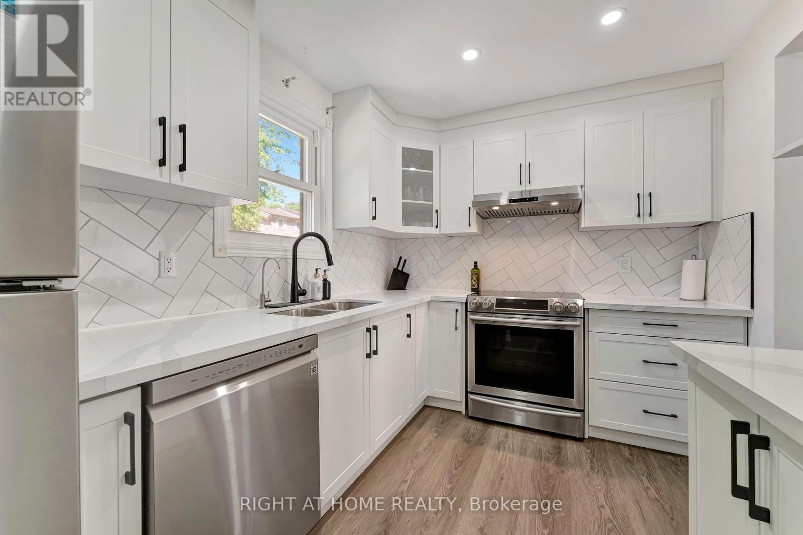 37 175 Cedar St, Cambridge, ON N1S 4X9