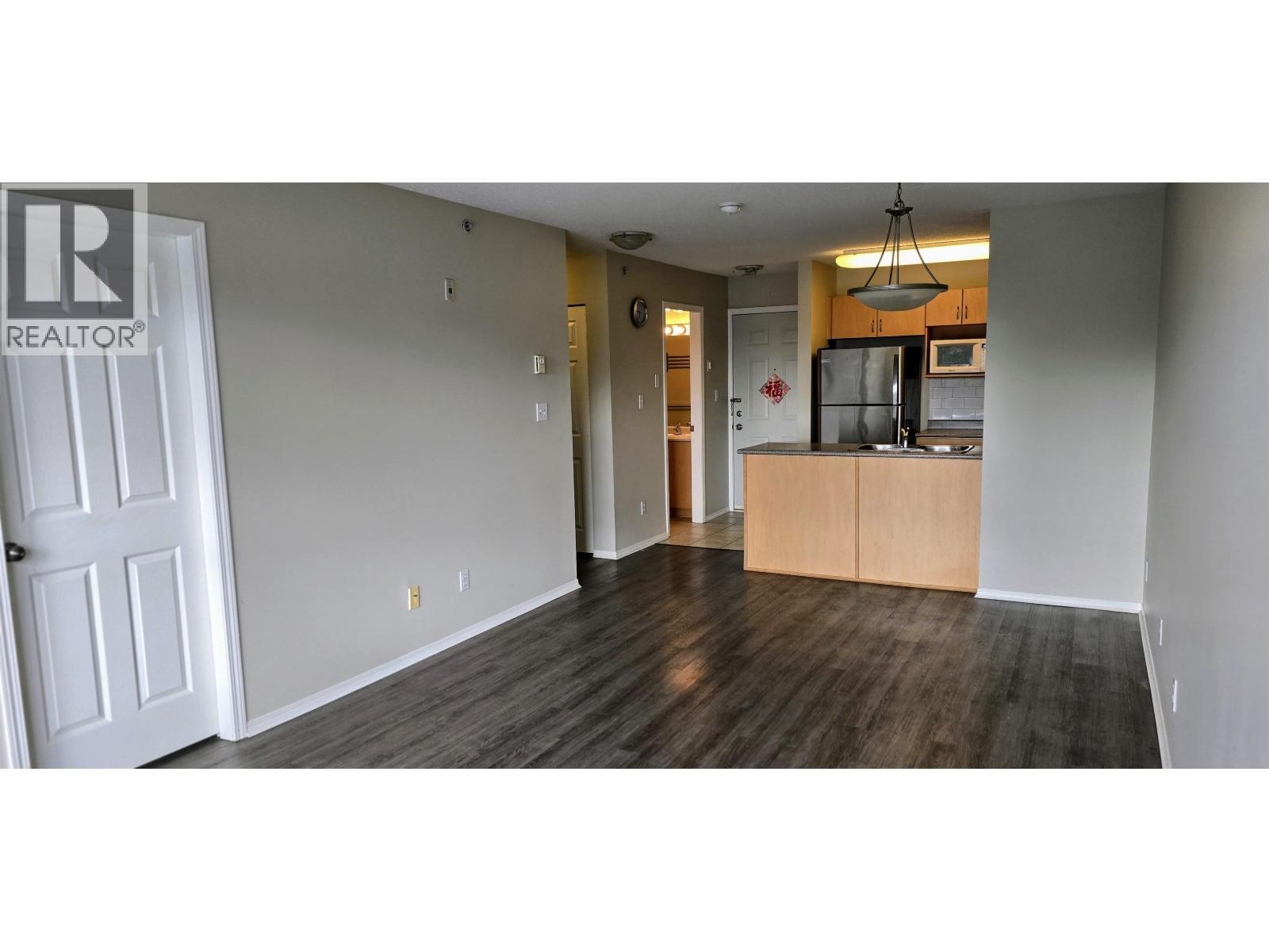 5438 Rupert Street #ph3, Vancouver, BC V5R 2K3