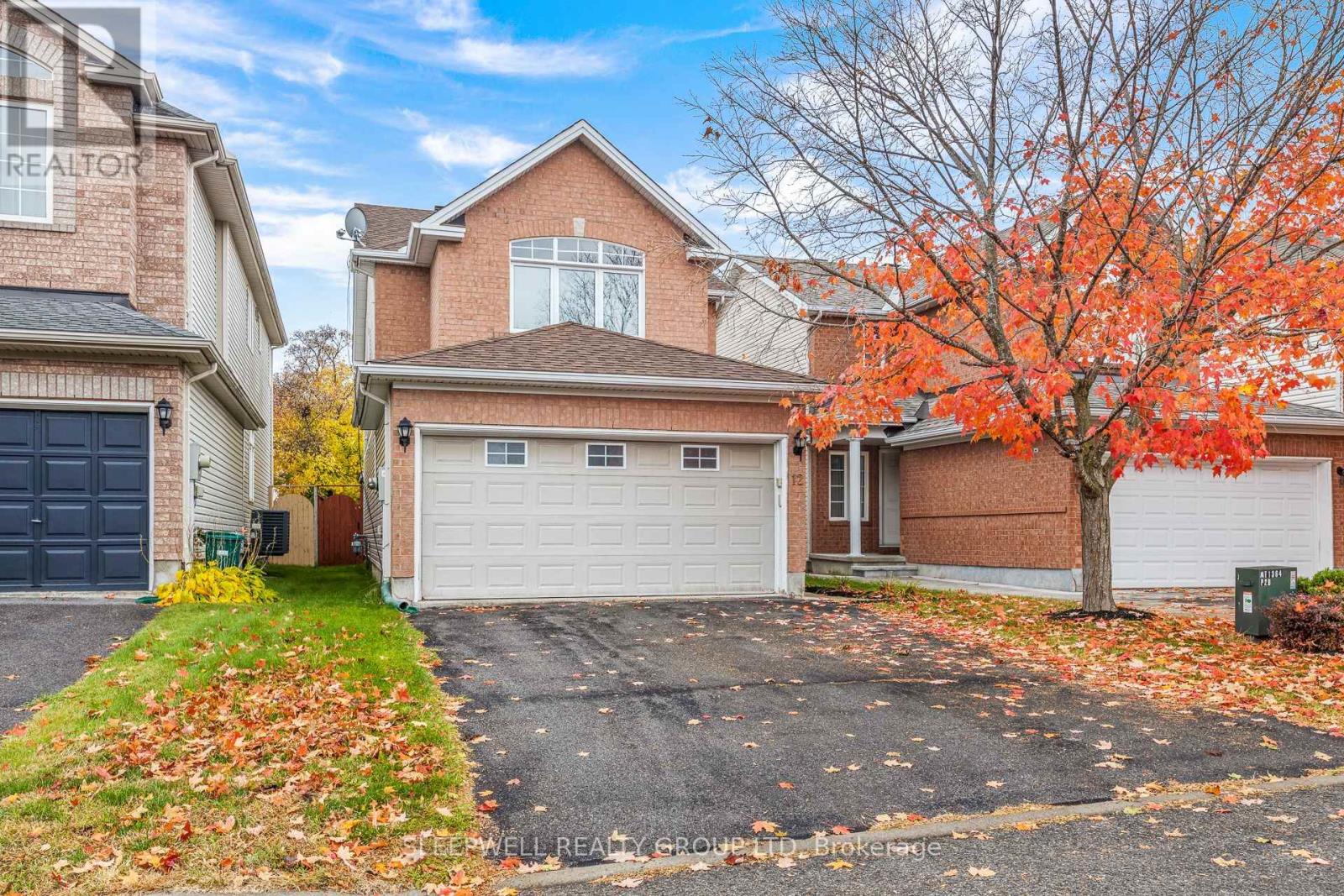 12 Cedar Park St, Ottawa, ON K2C 4B3