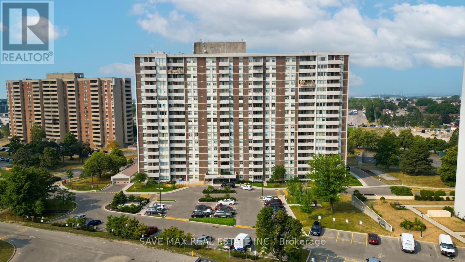1203 44 Falby Ct, Ajax, ON L1S 3L1