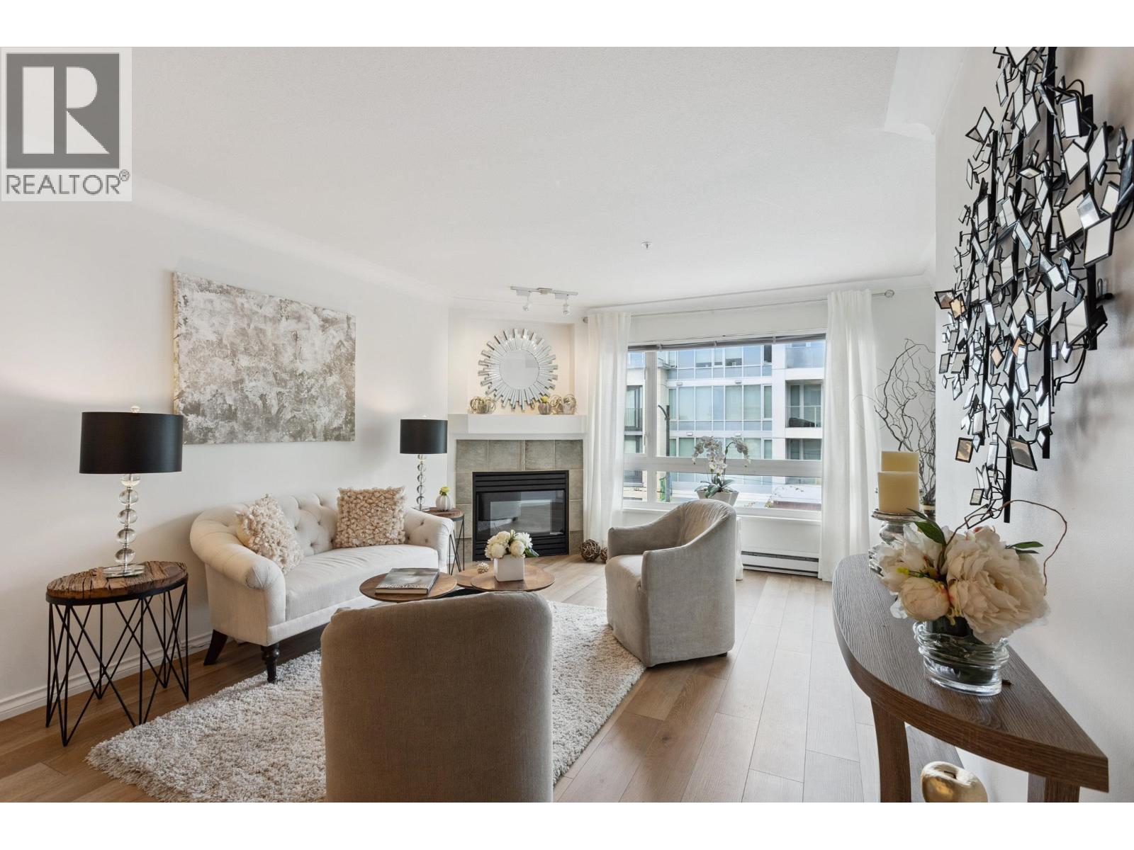 3590 W 26th Avenue Unit 305, Vancouver, BC V6S 1N9