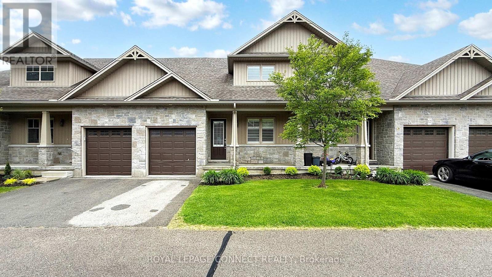 13 11 Harvest Ln, Norfolk Delhi, ON N4B 0A4